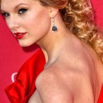 Taylor Swift Nude Photo and Video Collection