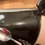 Latex dildo sperma eten anale plug gebruikersverzoek