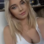 Laura Nude OnlyFans Leak Picture 5f78RVEzXN