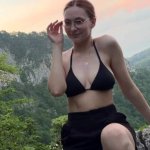 Helped the girl to take beautiful photos on the mountain